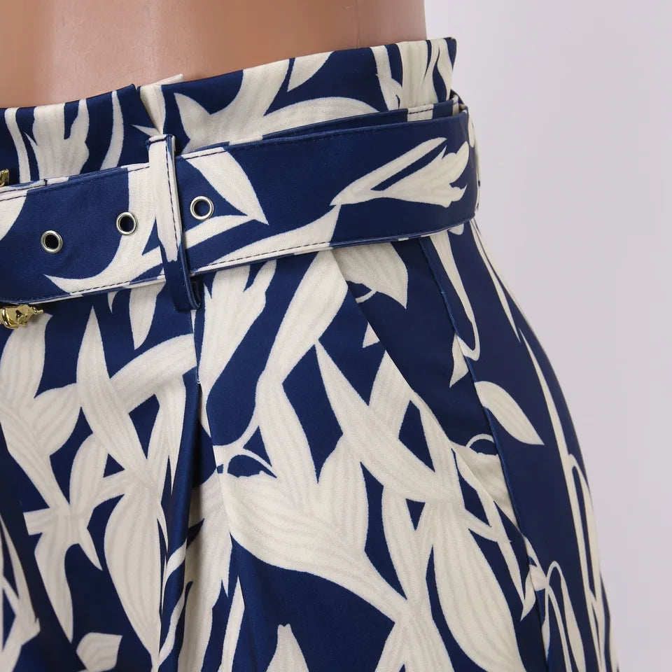 Stylish Women Slim Fit Two Piece Shorts Set